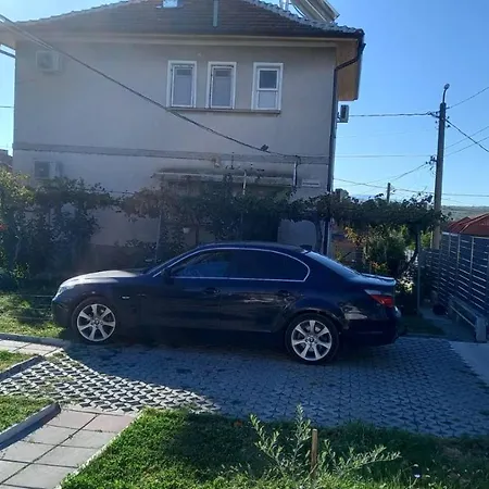 приятели *